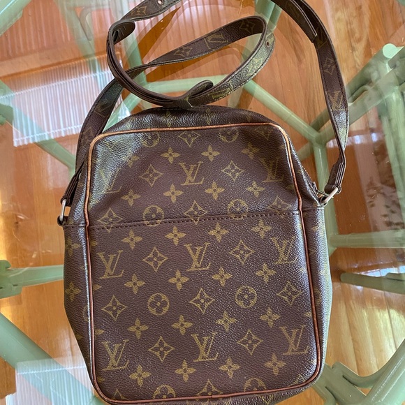 Authentic Vintage Louis Vuitton Cross Body - Picture 2 of 5